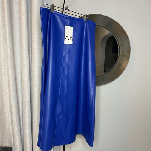 NWT Zara Woman Faux Leather Layered Blue Midi Skirt Size XL - Picture 8 of 12
